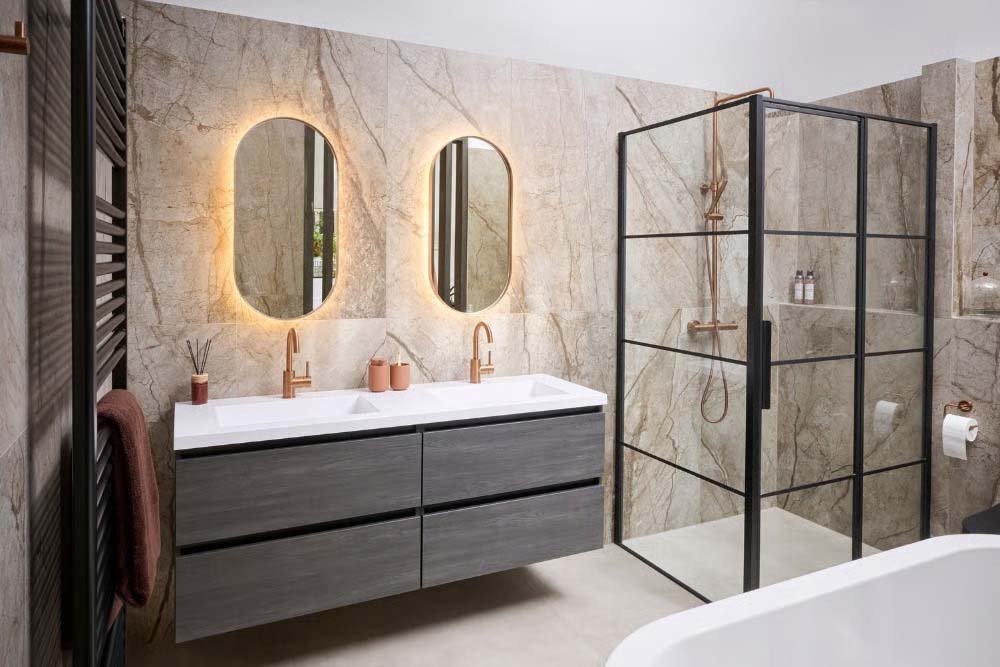 Badkamer renovatie door Badkamer 070 in Den Haag